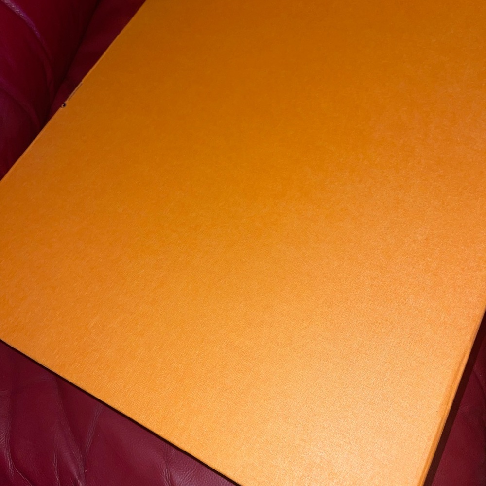 Large Empty Box - image 4